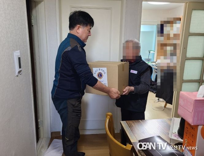 신평택라이온스클럽, 평택보건소에 사랑의 ‘김장김치’ 전달