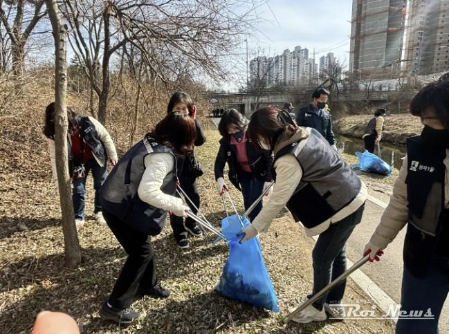 수원시 장안구 정자1동, 봄맞아 서호천 대청소 실시
