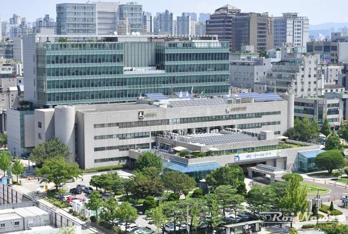 수원시청사