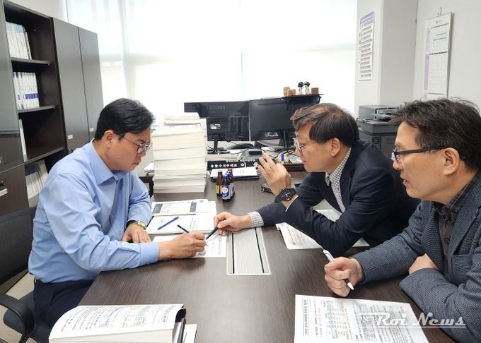 이용욱 의원, 사회적경제 2026년 본예산 편성보고 받아... 사회적경제 활성화 담당한다