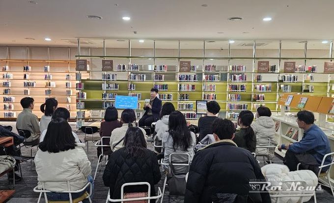 경기도서관, 개관 두 달 만에 27만 명 찾은 ‘핫플레이스’ 되다