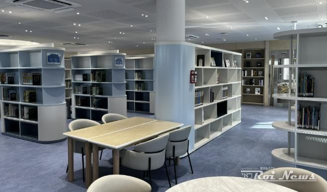 봉담와우도서관 2층 어린이자료실