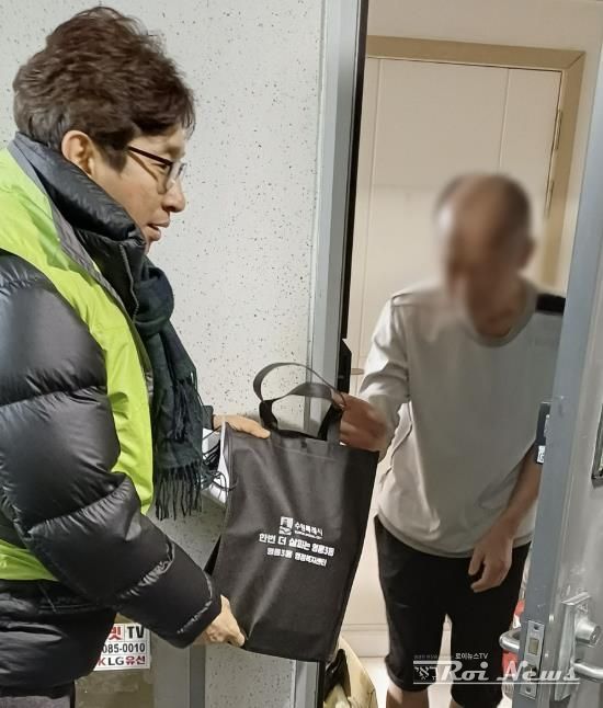 수원시 영통구 영통3동 지역사회보장협의체, 취약계층 대상 반찬 도시락 전달