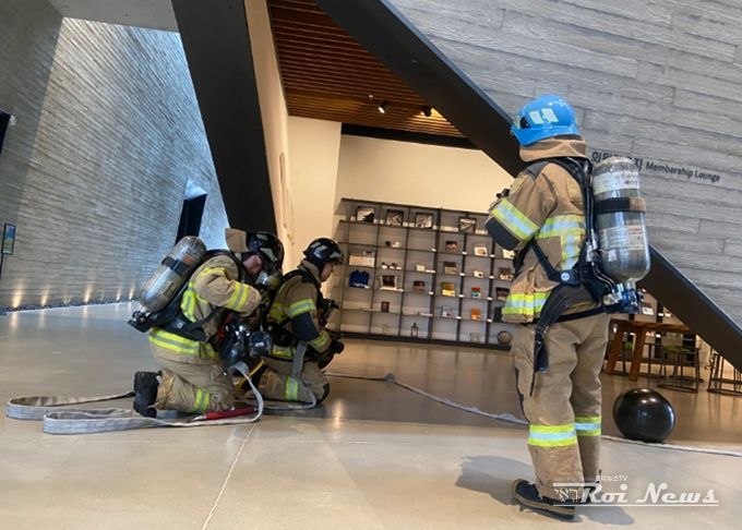 미술관 내 진압 시뮬레이션